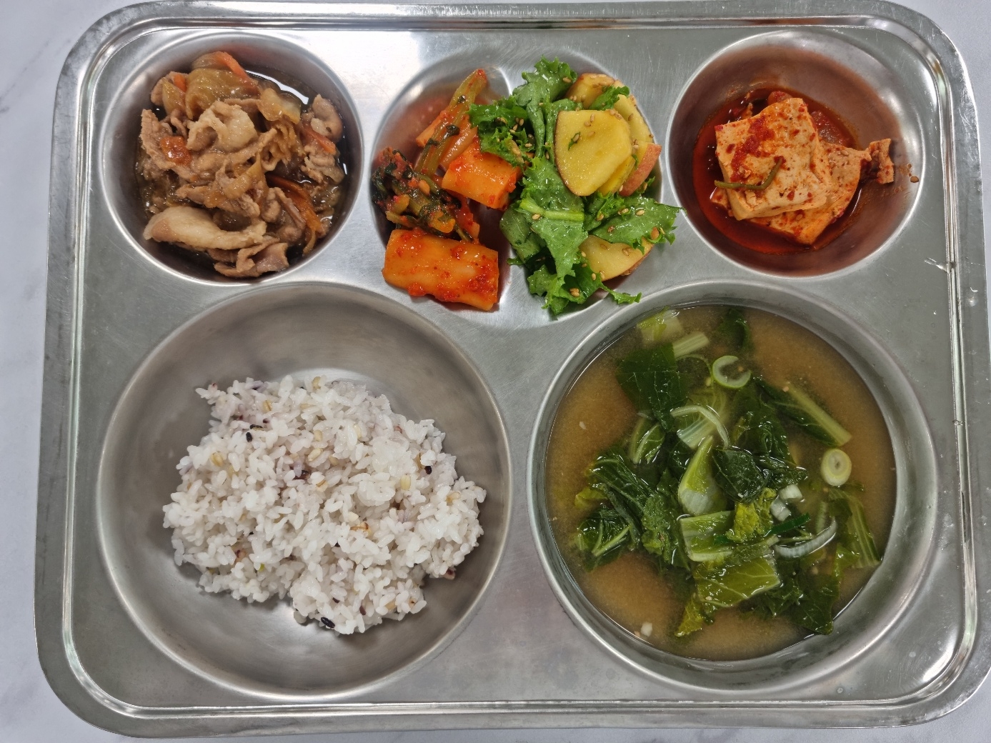 4.16(자율배식대-매일 흰죽제공, 우유급식-해당학반에서 실시)